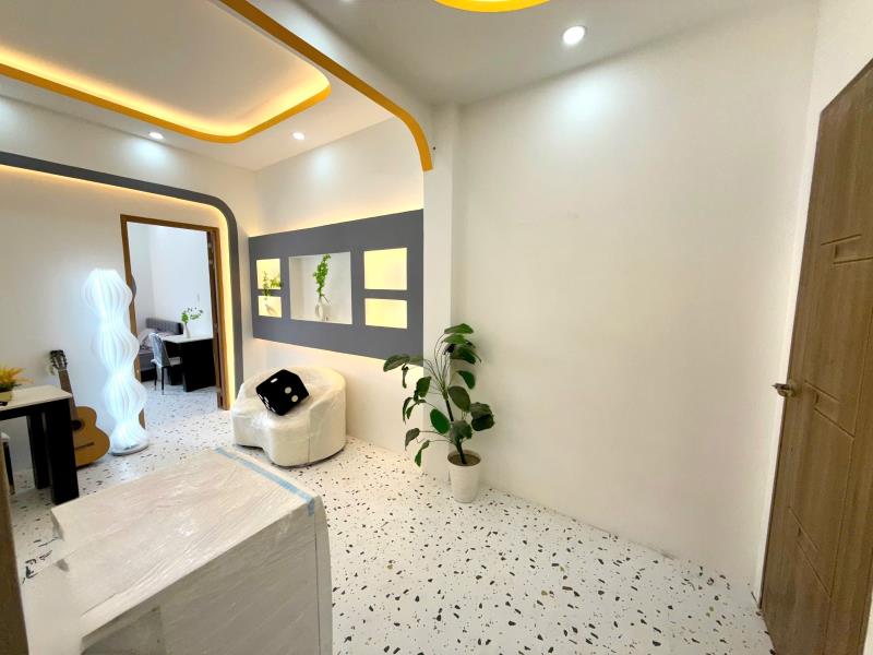 Cho thuê căn hộ 2pn siêu xinh - đường nguyễn thái bình - gần học viện hàng không và cv hoàng văn thụ - 4