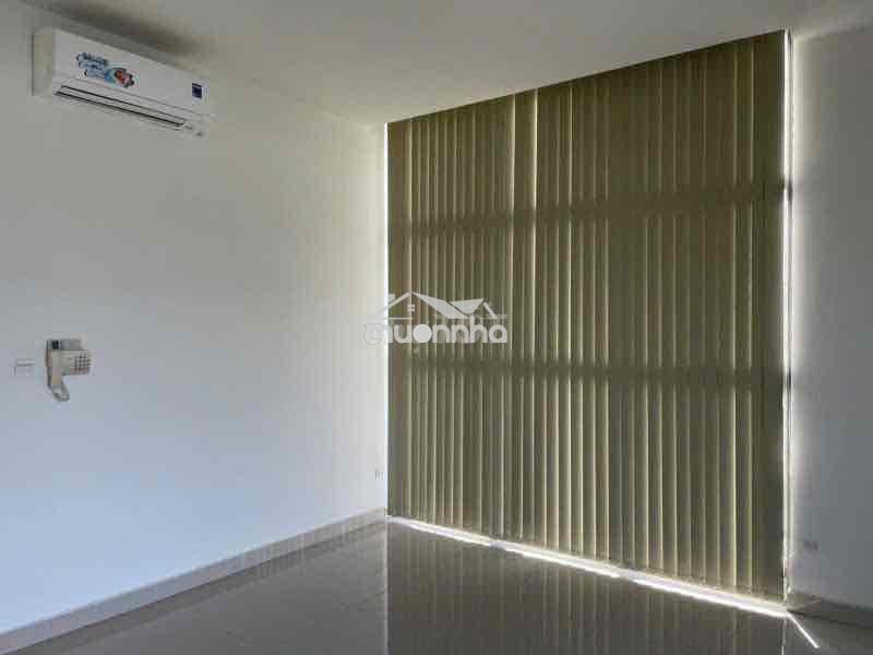 pr2924072-slide-2