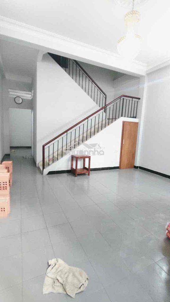 pr2932768-slide-1