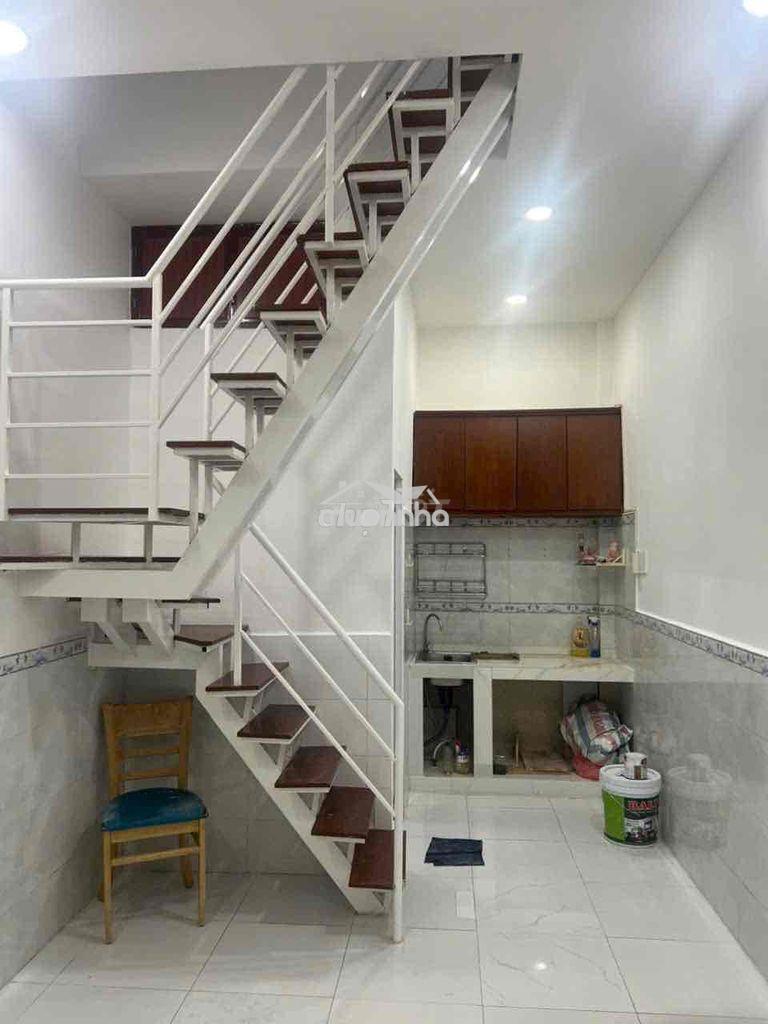 pr2929931-slide-1