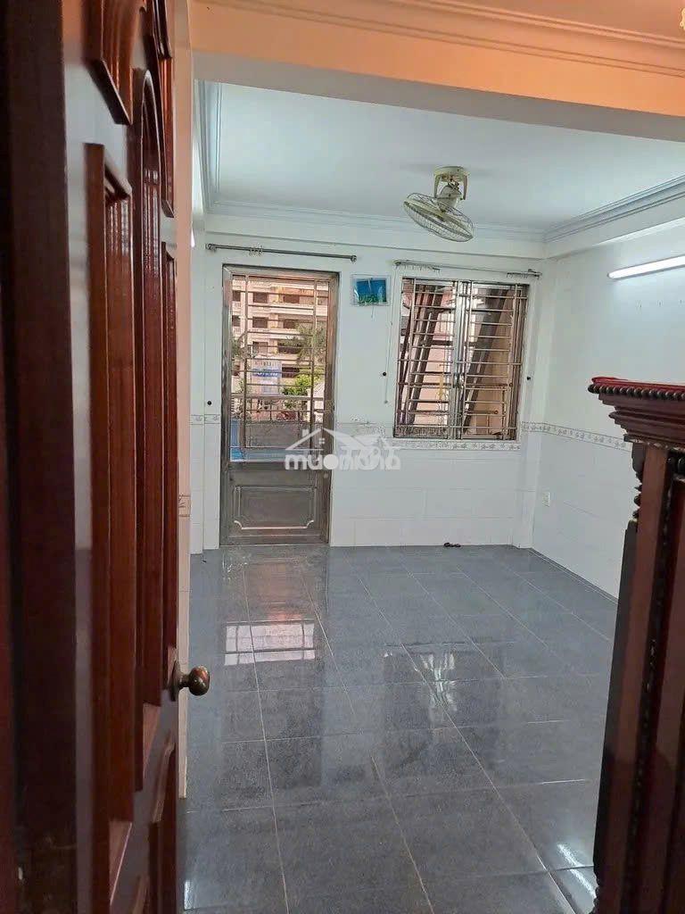 Nhà nc võ văn kiệt 35m2 1 trệt 4 lầu 4 phòng ngủ 4wc - 2