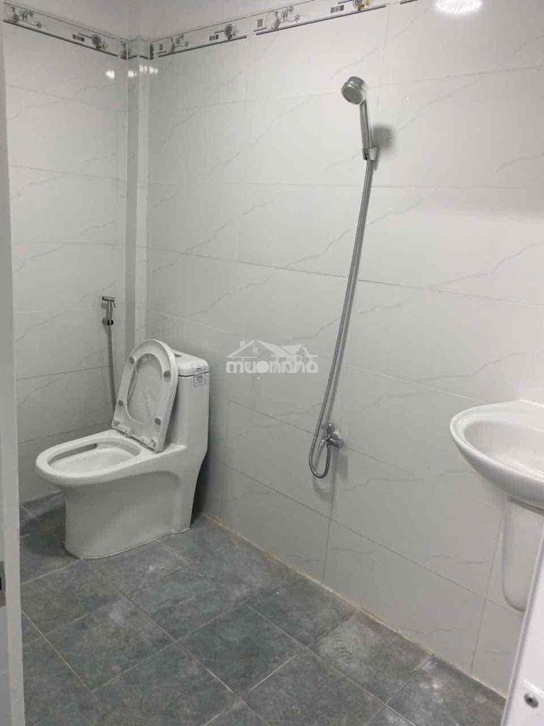 Cho thuê nhà quang trung p11 gò vấp. diện tích 3,5x20 2pn nhà mới 8tr - 4