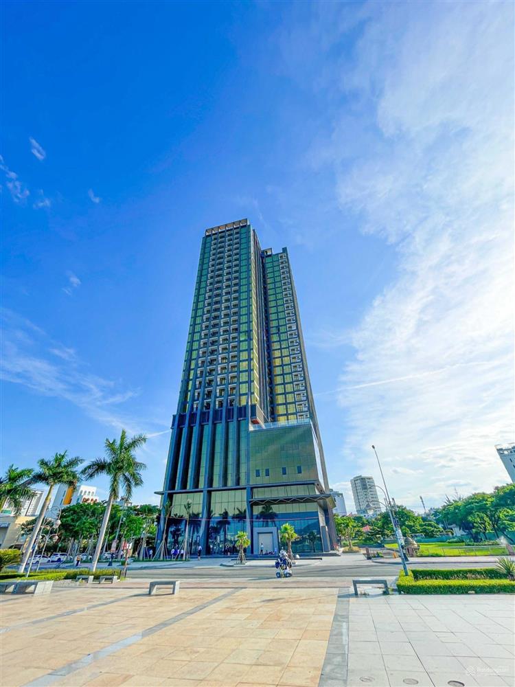 SAM Towers