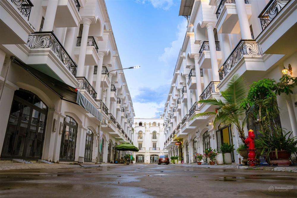 Mai Anh Luxury