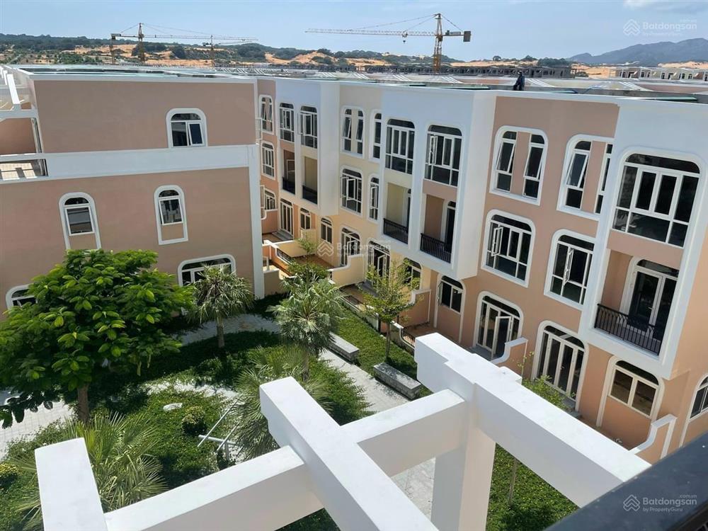 CaraWorld Cam Ranh