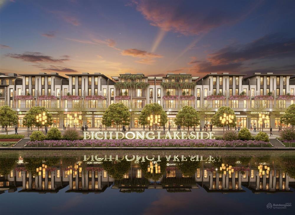 Bích Động Lakeside